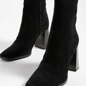 Sam Edelman Ivette Boots Black Suede - Size 7